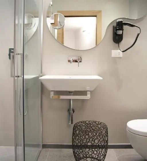 اتاق استاندارد با چشم‌انداز شهر, Colonna 24 Luxury Room In Portovenere Near 5 Terre