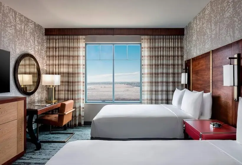 ２ダブルベッドのスタンダードルーム, Gaylord Rockies Resort & Convention Center
