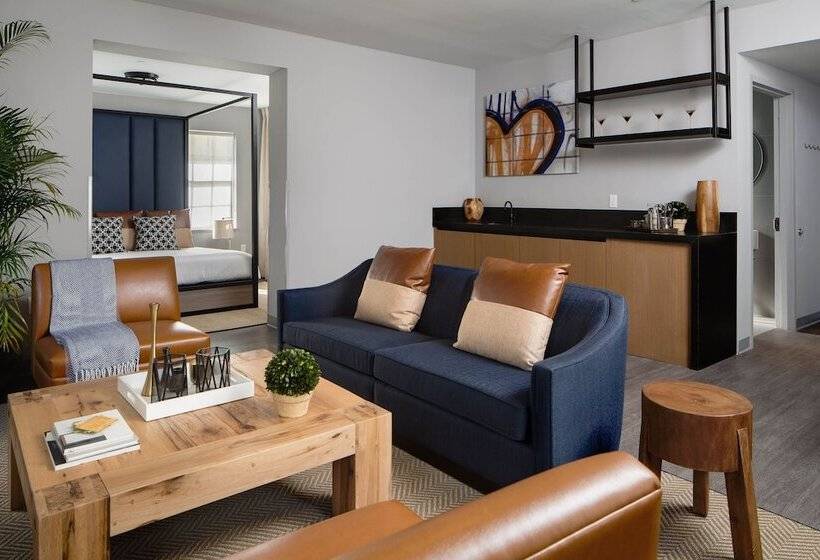 수피리어 스위트, Generator Miami