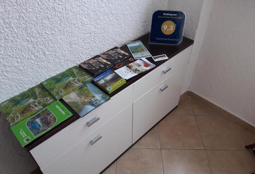 غرفة قياسية مزوَّدة بشُرفة, Guesthouse Kovačević