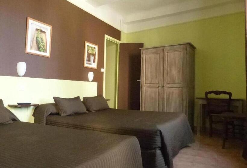 标准三人间, Hôtel Restaurant Le Provence