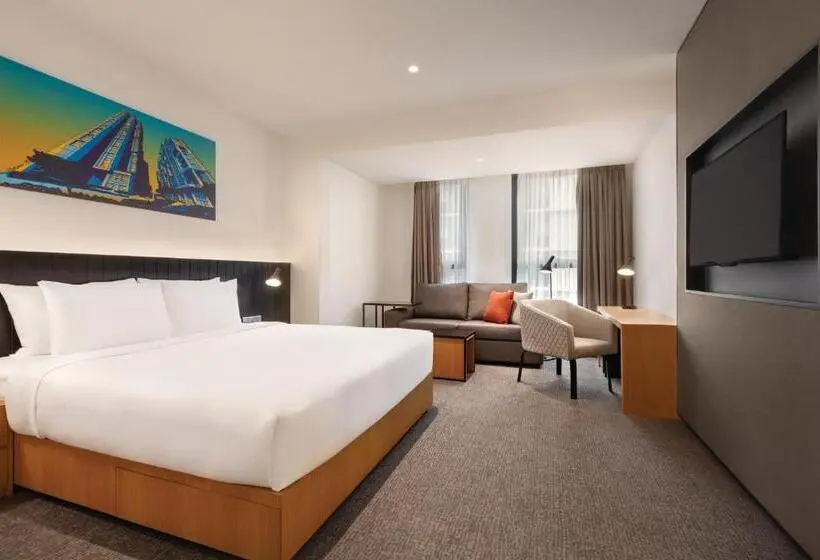 キングサイズベッドのスタンダードルーム, Hyatt House Kuala Lumpur, Mont Kiara