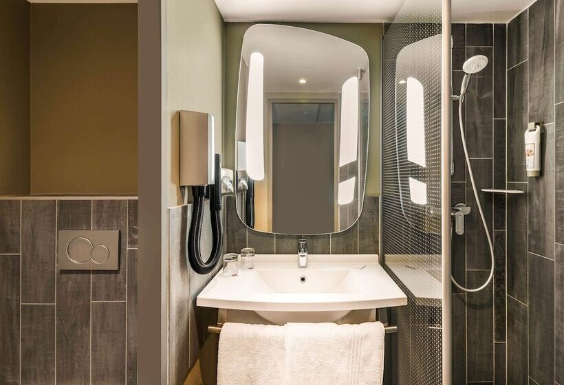 חדר סטנדרט מיטה זוגית, Ibis Budapest Castle Hill