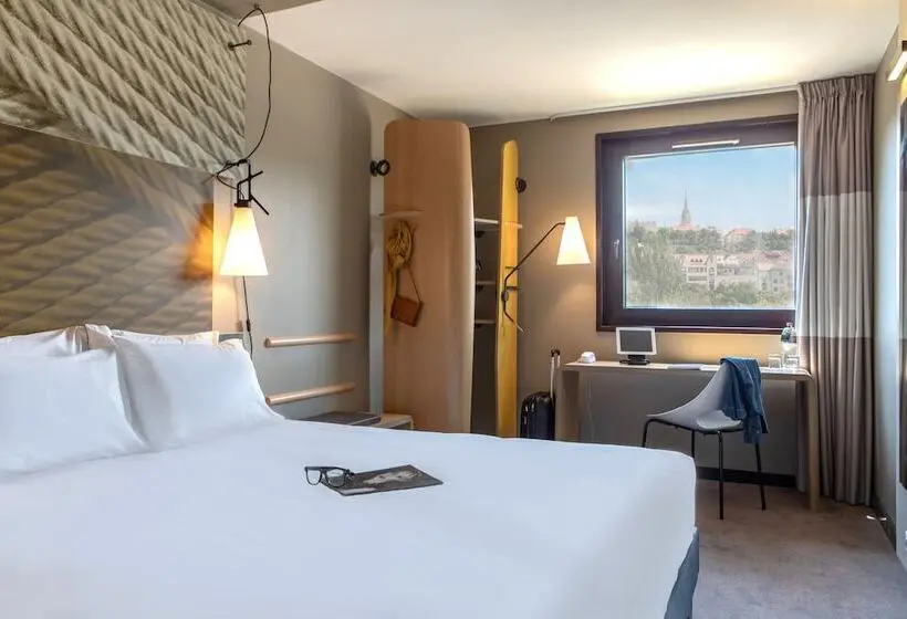 ダブルベッドスタンダードルーム, Ibis Budapest Castle Hill