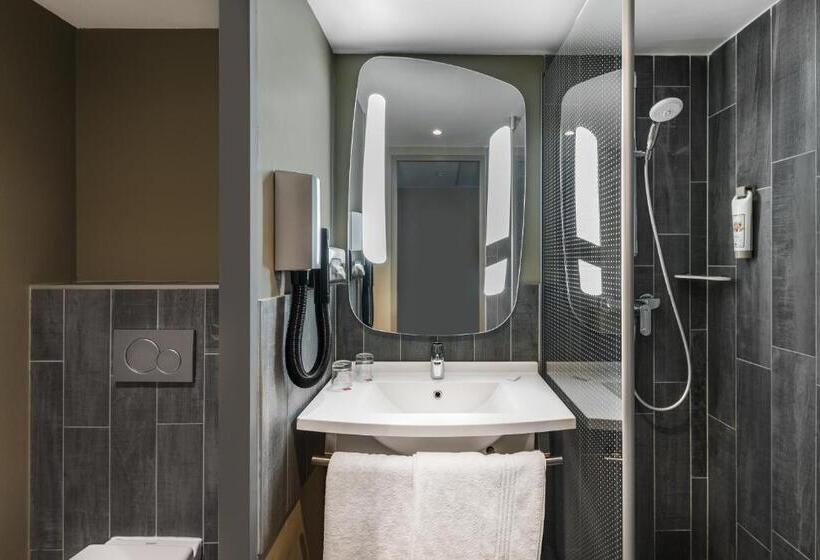 חדר סטנדרט מיטה זוגית, Ibis Budapest Castle Hill