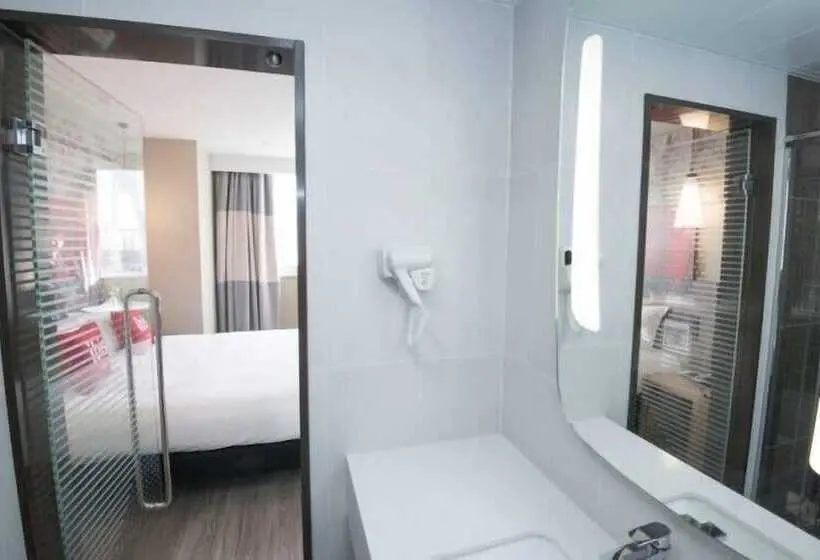 ファミリールーム, Ibis Luoyang Baolong Square
