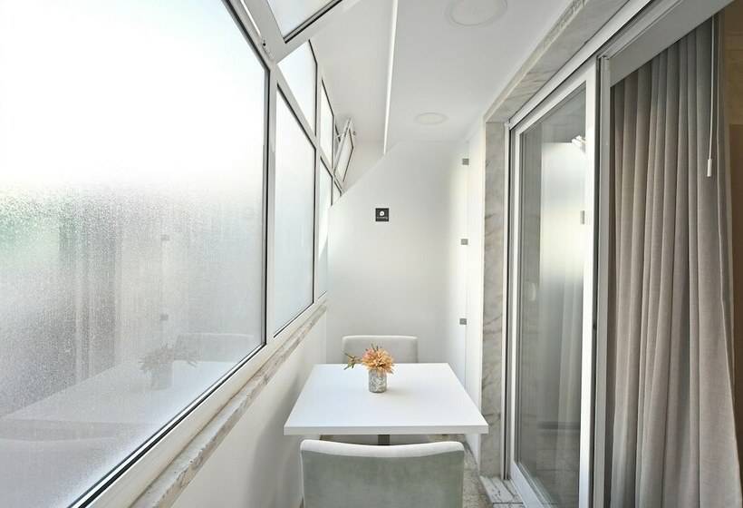 استودیوی استاندارد, My Charm Lisbon Suites