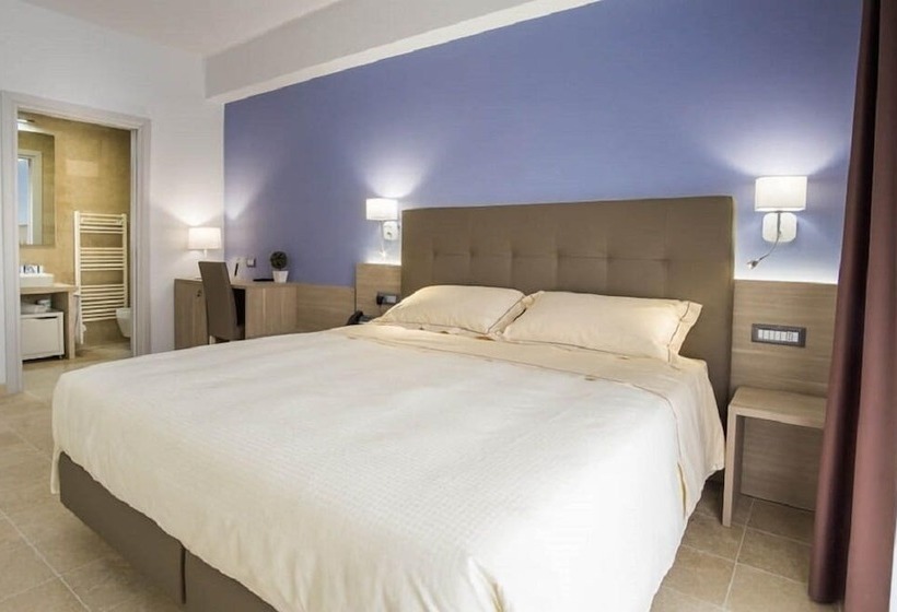 Háromágyas Standard Szoba, Netum