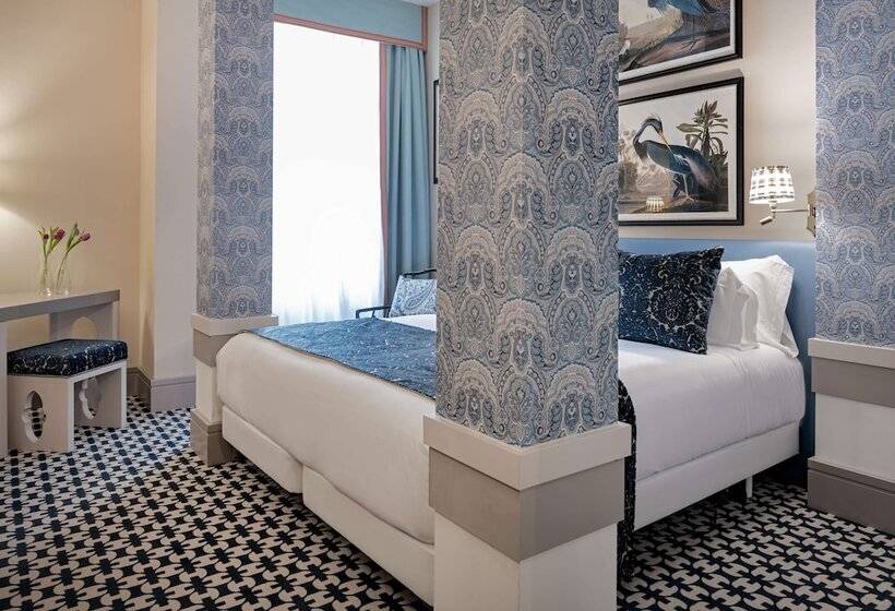 اتاق پرمیوم, NH Collection Colón Valencia