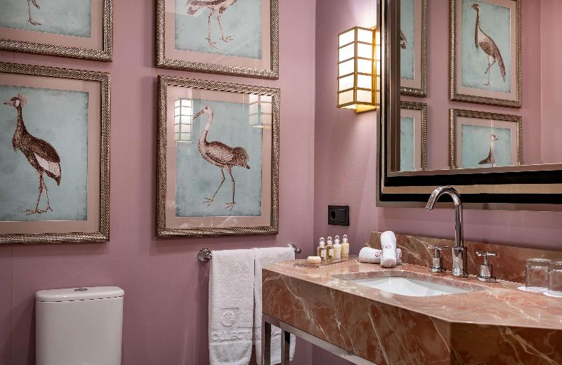 اتاق سوپریور, NH Collection Colón Valencia