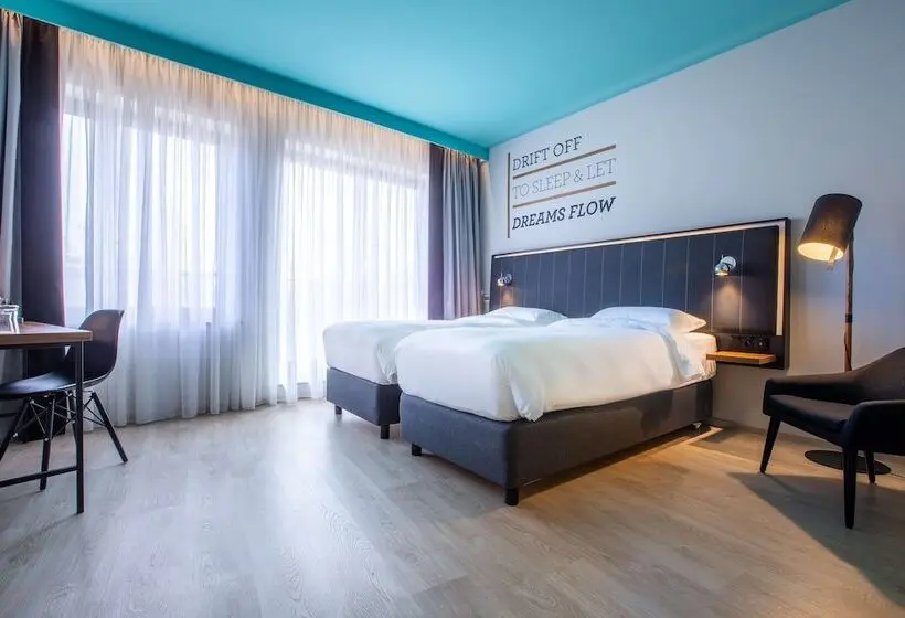 バルコニー付きスタンダードルーム, Park Inn By Radisson Poznan