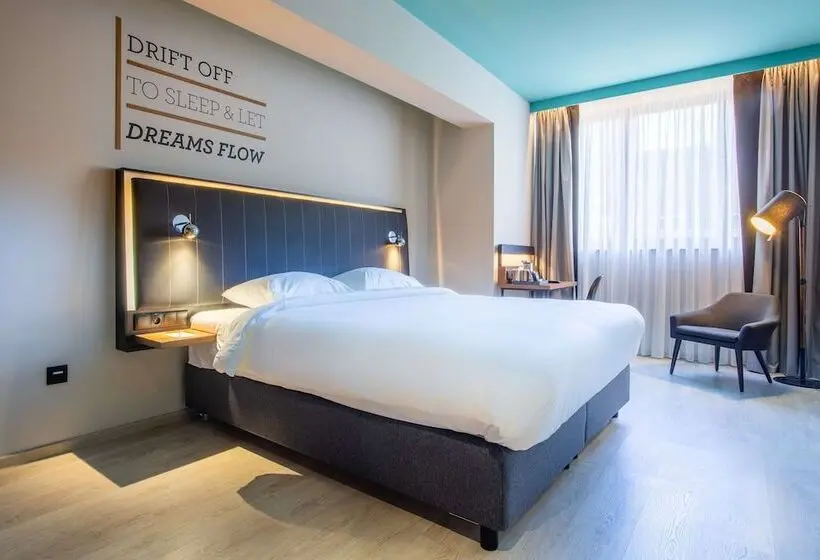 バルコニー付きスタンダードルーム, Park Inn By Radisson Poznan