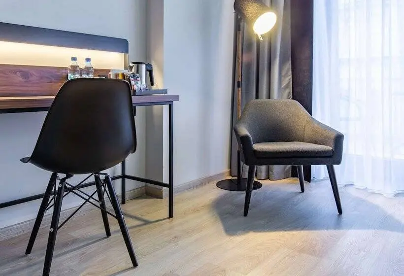 バルコニー付きスタンダードルーム, Park Inn By Radisson Poznan