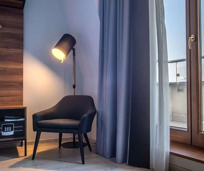 バルコニー付きスーペリアルーム, Park Inn By Radisson Poznan