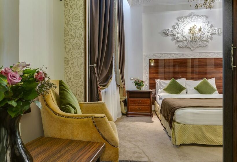 اتاق لوکس, Sadovnicheskaya City Center