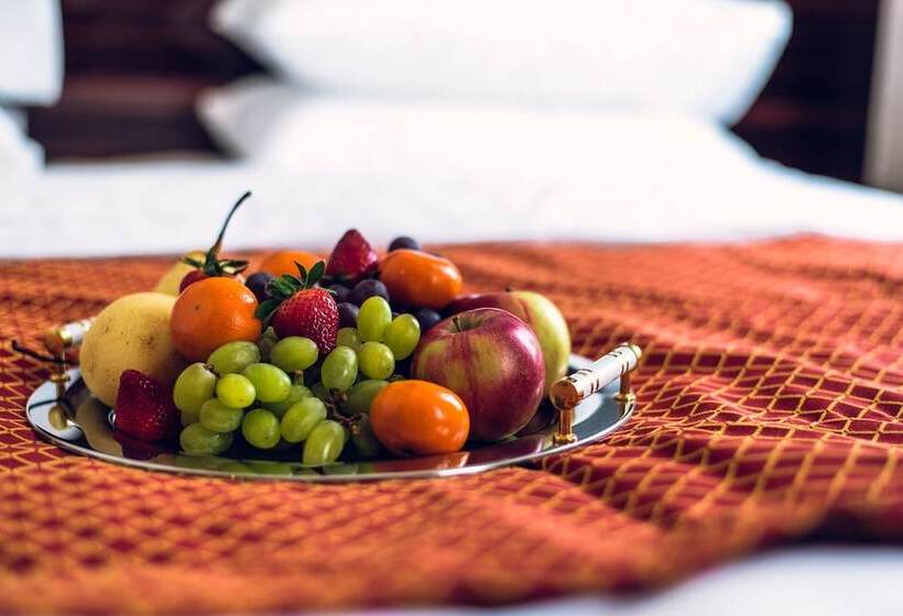 اتاق عادی, Sadovnicheskaya City Center