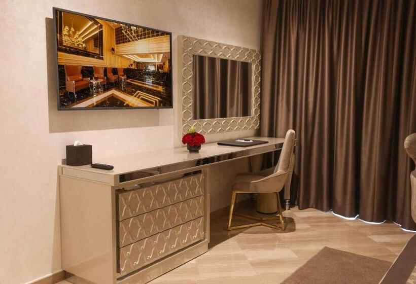 سوییت پرستیژ, Suite Hotel Casa Diamond