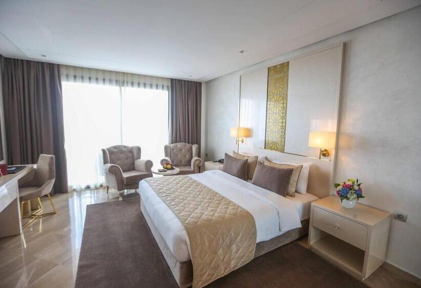 سوییت پرستیژ, Suite Hotel Casa Diamond