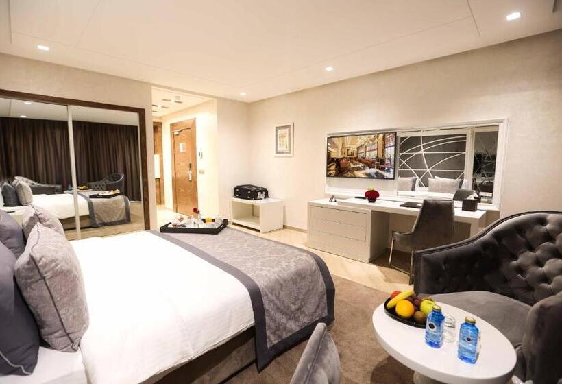 سوییت پرستیژ, Suite Hotel Casa Diamond