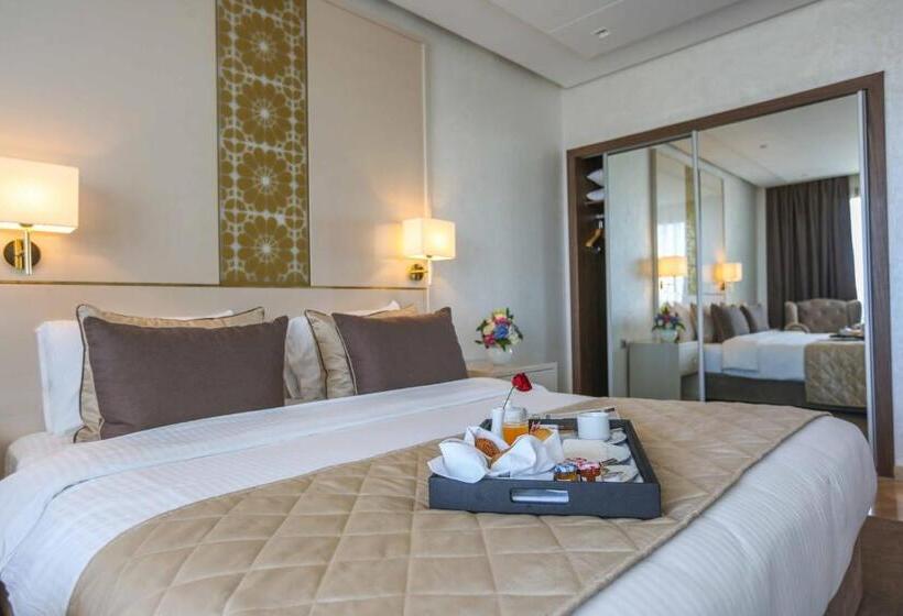 سوییت پرستیژ, Suite Hotel Casa Diamond