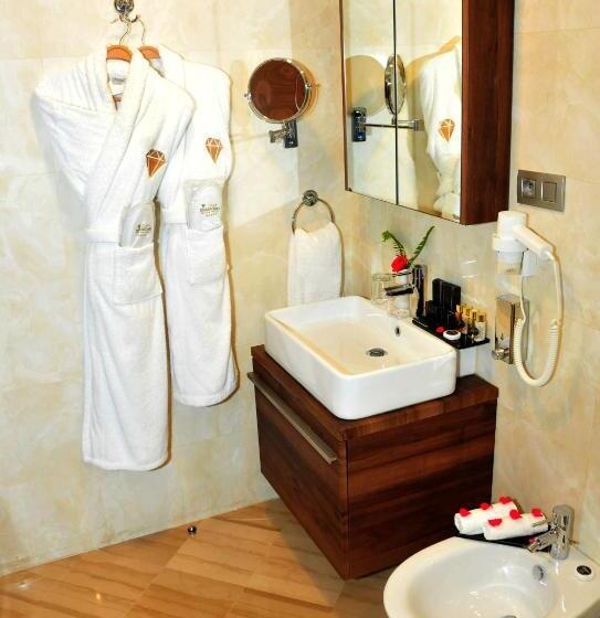 带阳台的行政套房, Suite Hotel Casa Diamond
