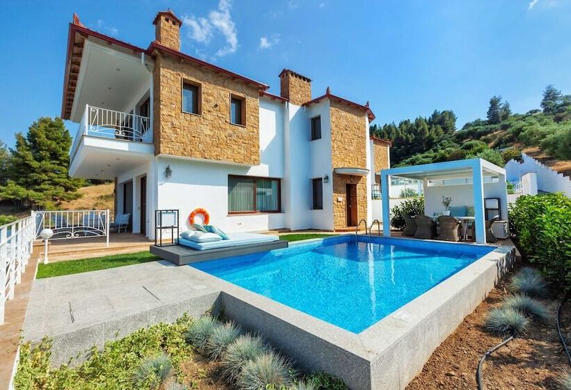 جناح بريميوم مطل علي البحر, Villa D Oro   Luxury Villas & Suites