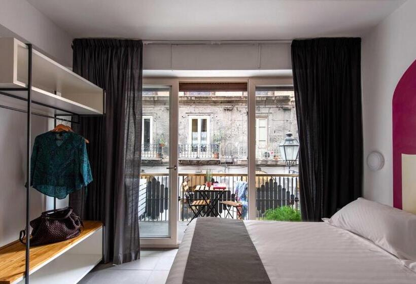 اتاق لوکس با بالکن, Pretoria Rooms