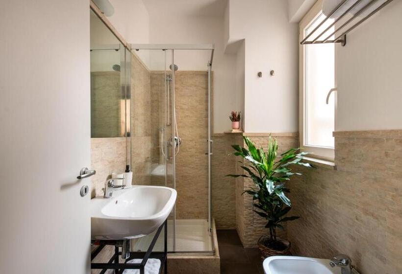 Standard room with outdoor bath, Pretoria Rooms