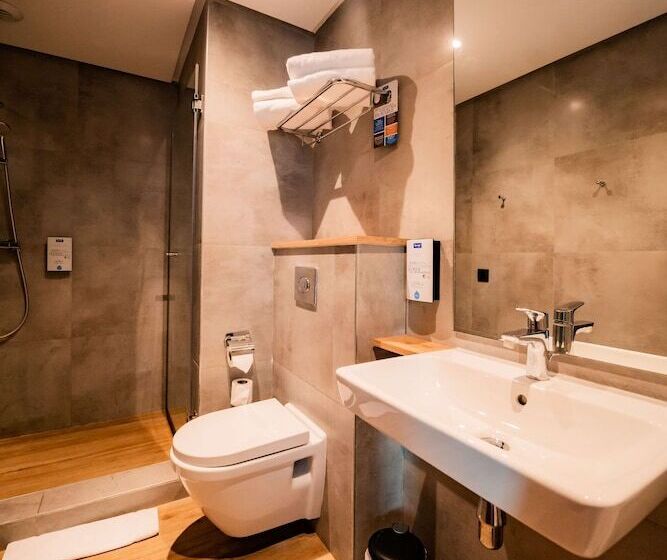 اتاق لوکس, Campanile Casablanca Centre Ville