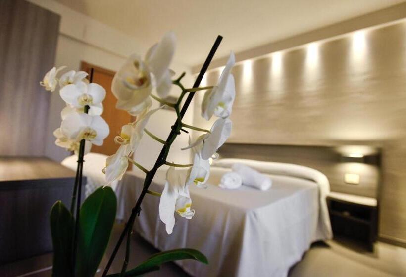 غرفة قياسية, Crystal