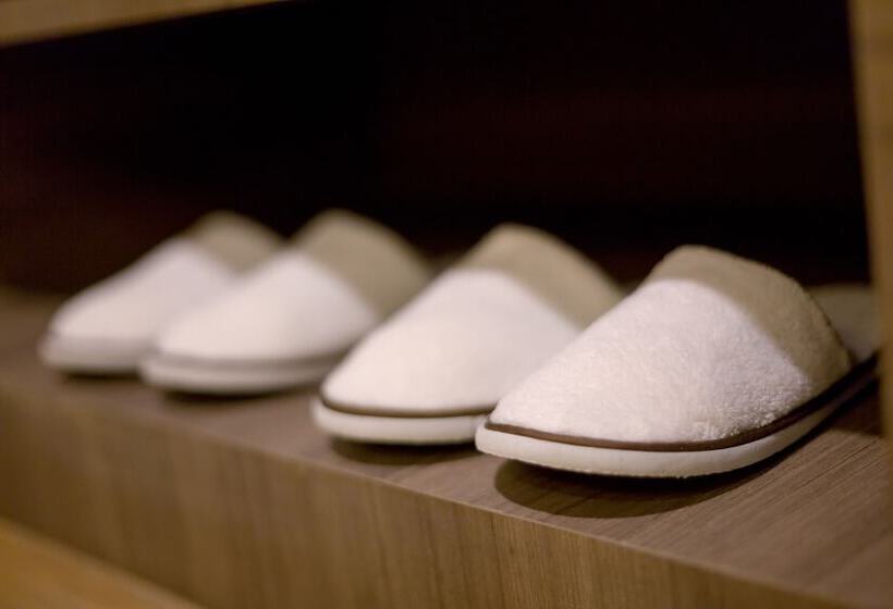 Номер Deluxe Кровать Кинг, Glow Sukhumvit 5