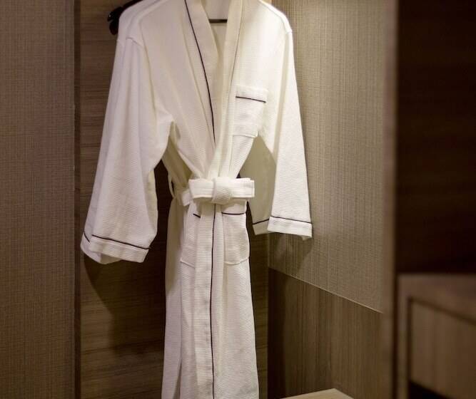 Номер Deluxe Кровать Кинг, Glow Sukhumvit 5