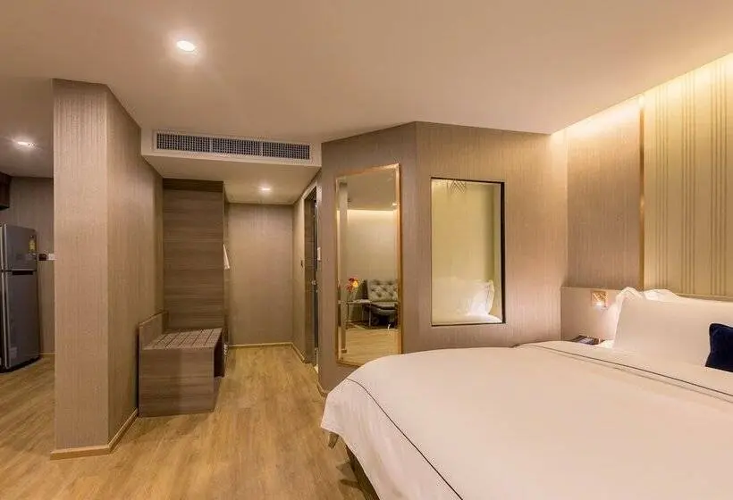 سوئیت پریمیوم, Glow Sukhumvit 5