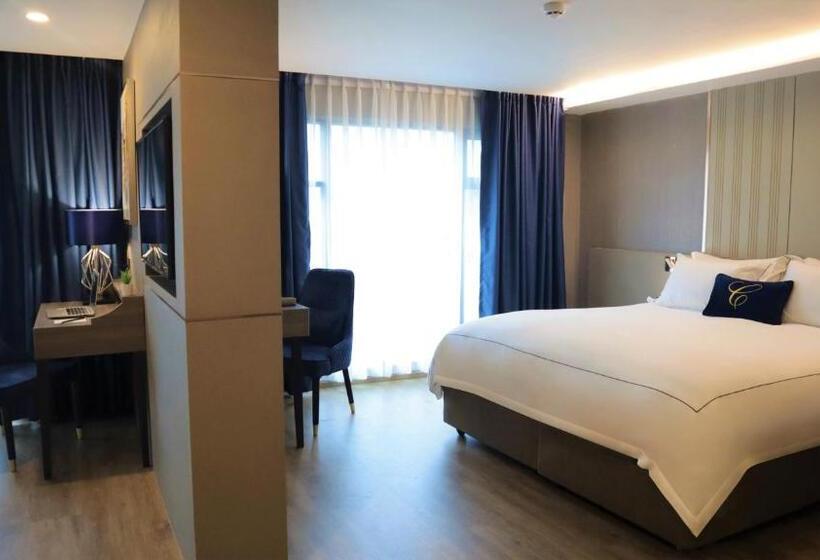 Люкс, Glow Sukhumvit 5