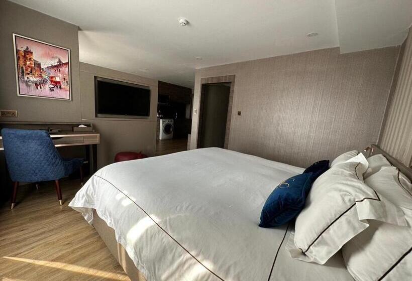 Президентский Люкс, Glow Sukhumvit 5