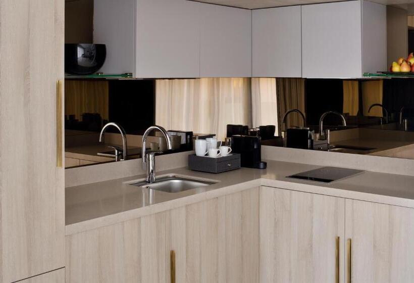 标准内部工作室, Mövenpick Hotel Tahlia Jeddah