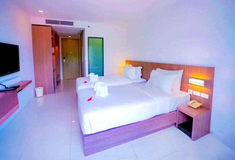 수피리어 룸, Phoenix Hotel Karon Beach
