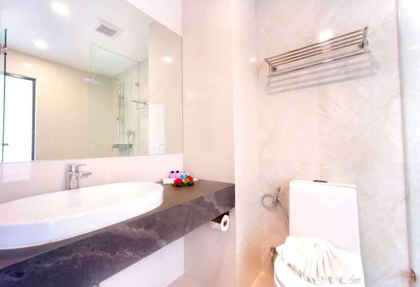 디럭스 룸, Phoenix Hotel Karon Beach