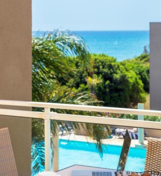 Апартаменты 1 Спальня Вид на Бассейн, Résidence Marina Bianca