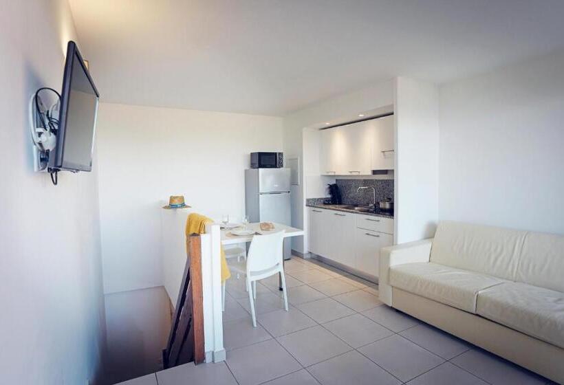 Апартаменты 1 Спальня Вид на Море, Résidence Marina Bianca