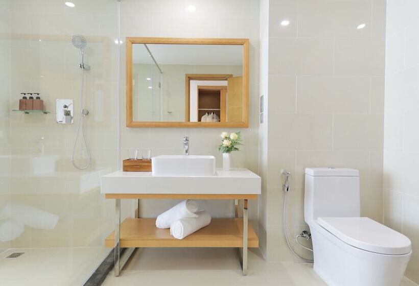 سوئیت پریمیوم با چشم‌انداز دریا, Tms Hotel Da Nang Beach