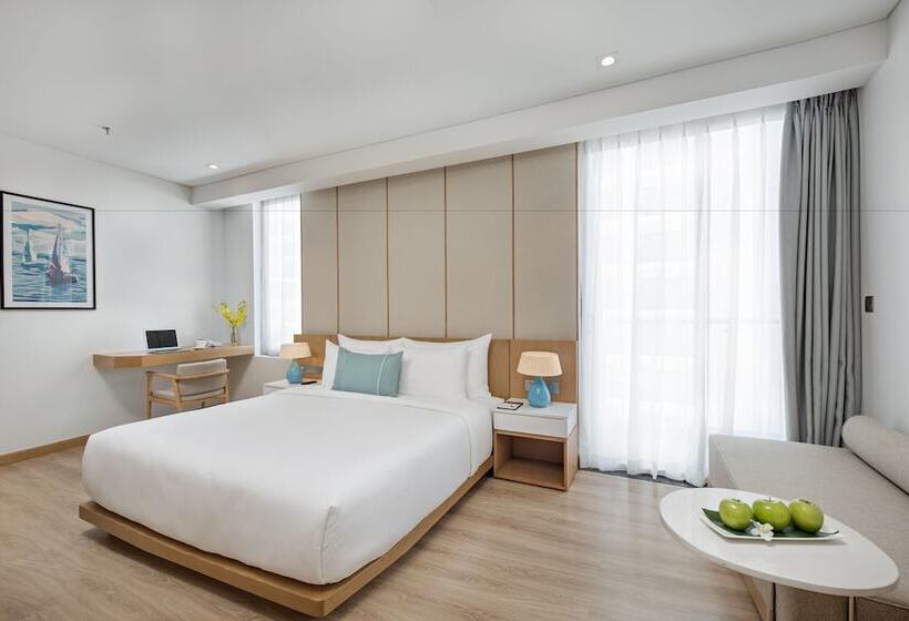 2 Bedrooms Suite Sea View, Tms Hotel Da Nang Beach