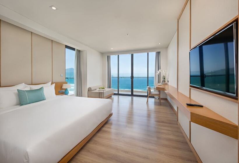 2 Bedrooms Suite Sea View, Tms Hotel Da Nang Beach