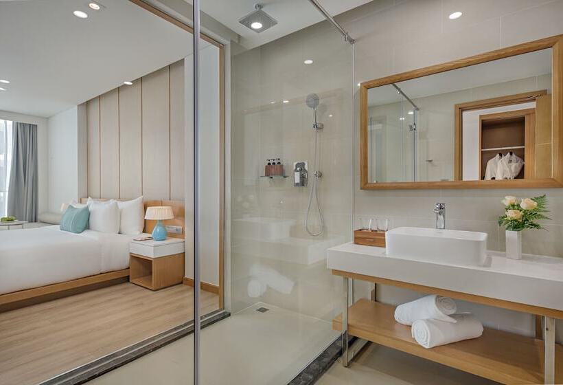 سوئیت پریمیوم با چشمانداز دریا, Tms Hotel Da Nang Beach