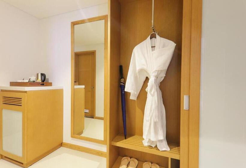 اتاق پرمیوم با چشمانداز دریا, Tms Hotel Da Nang Beach