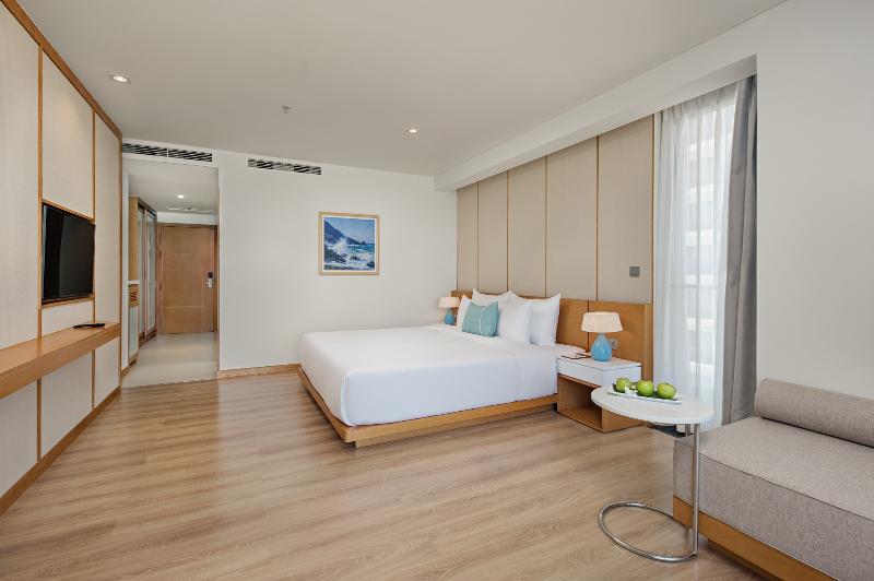 2 Bedrooms Suite Sea View, Tms Hotel Da Nang Beach