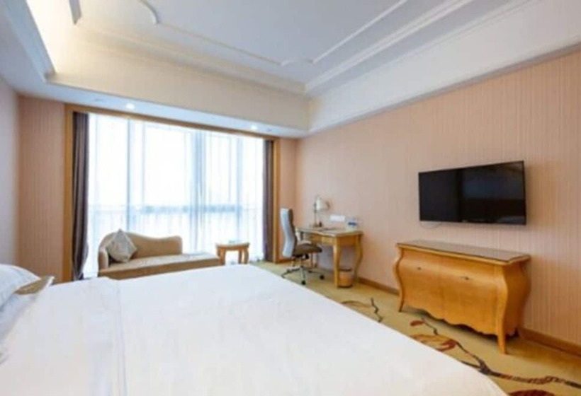 Номер Deluxe, Vienna International Hotel   Ningbo City West Xintiandi