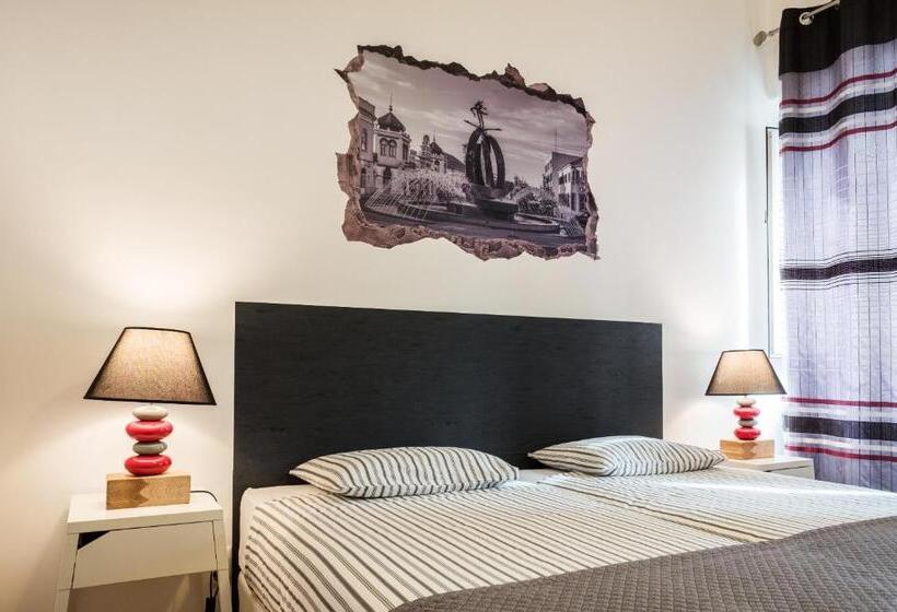 اتاق استاندارد با سرویس بهداشتی مشترک, Loulé Coreto Hostel