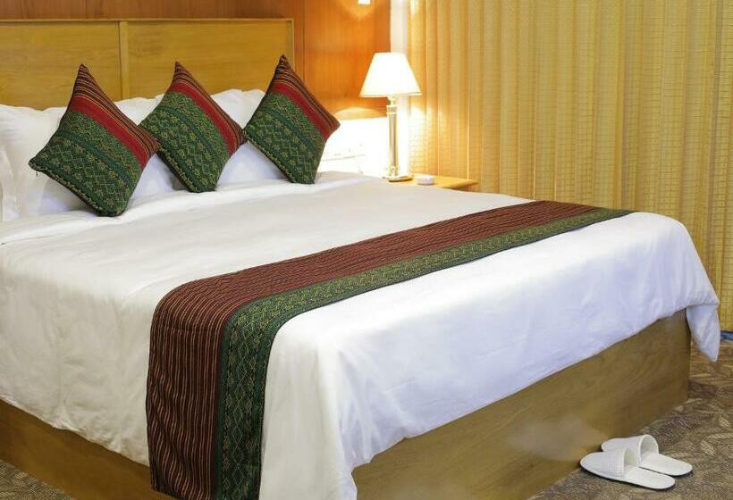 سوییت, Amazing Kengtong Resort