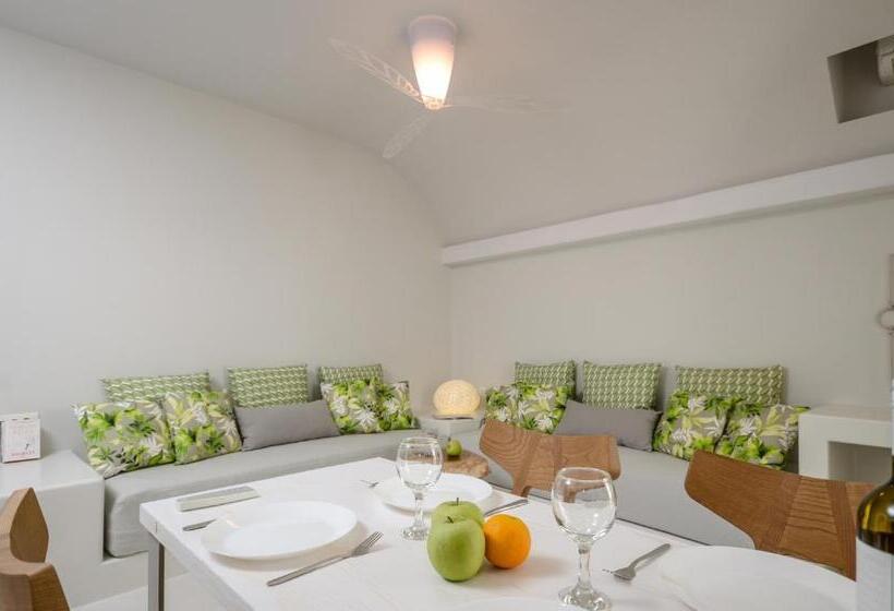 豪华套房, Antony Suites
